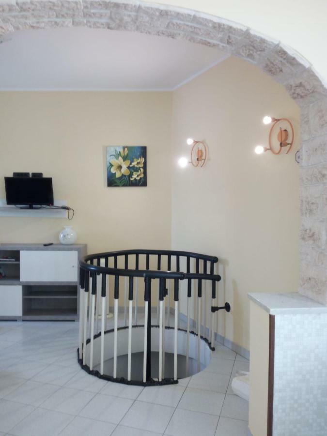 Stylish Flat "Il Sole" Nova Milanese Apartment Exterior photo