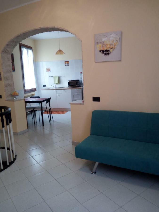 Stylish Flat "Il Sole" Nova Milanese Apartment Exterior photo